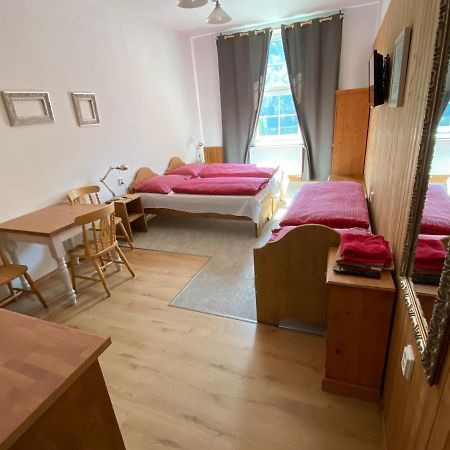 Penzion Kaskada Solenice Extérieur photo
